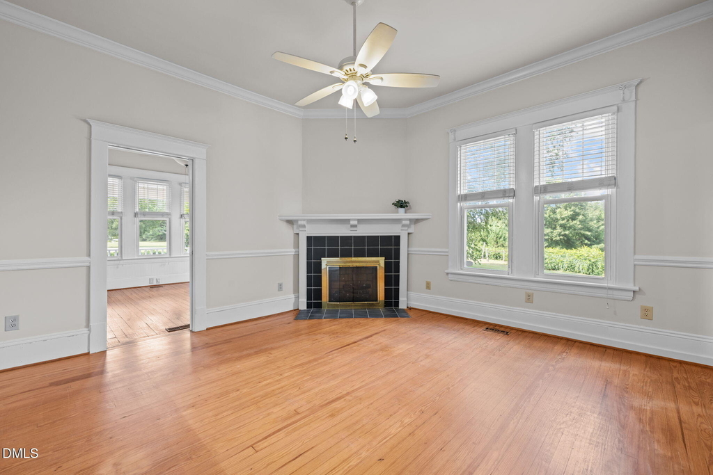 504 Parks Village - Photo 3