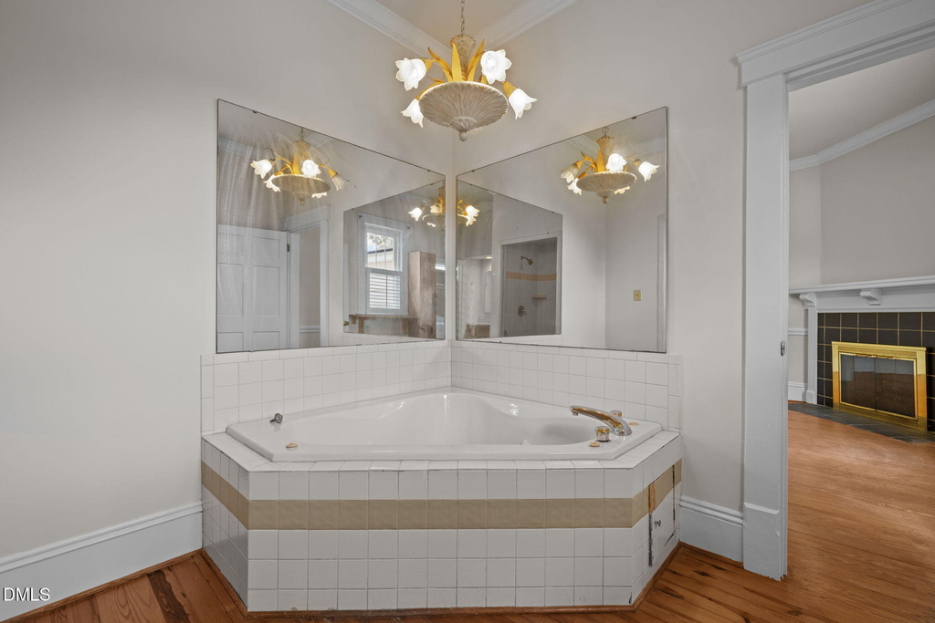 504 Parks Village - Photo 5