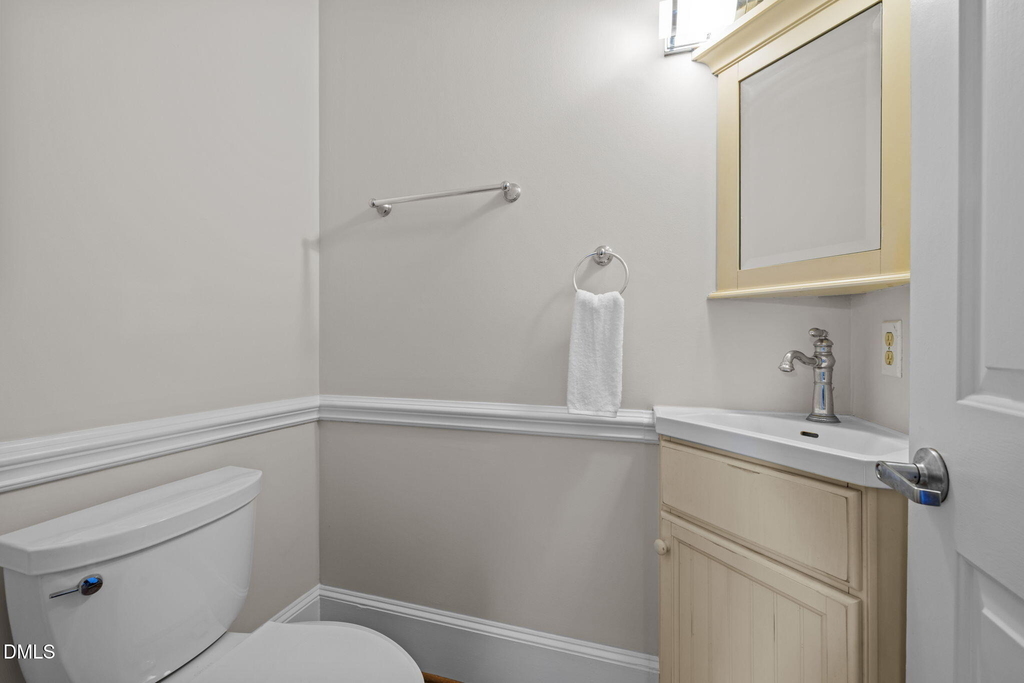 504 Parks Village - Photo 13