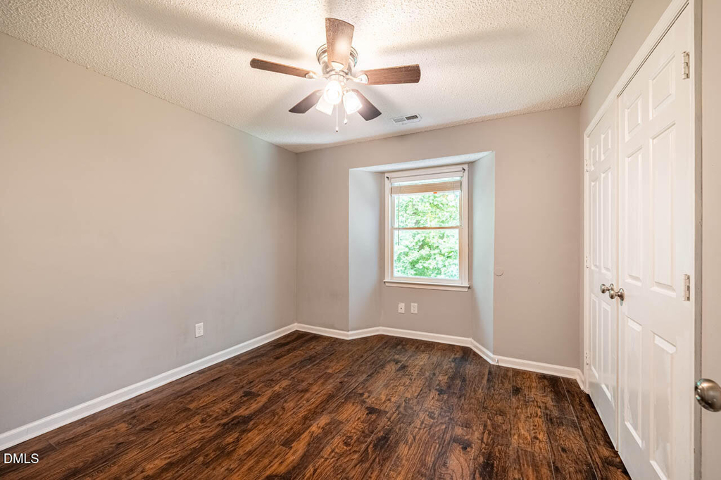 1320 Park Glen Drive - Photo 11