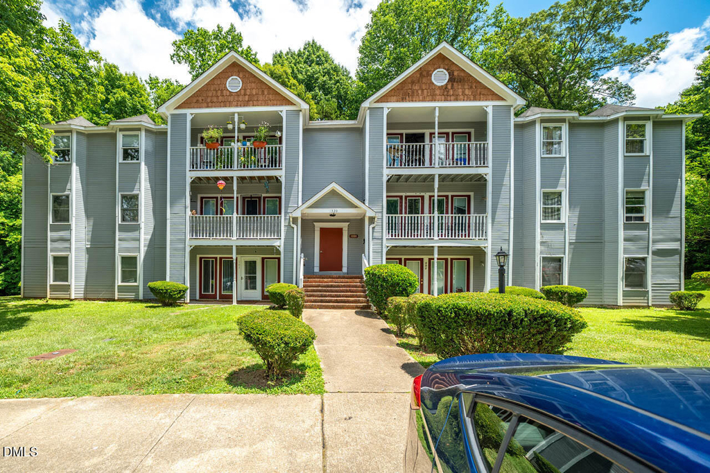 1320 Park Glen Drive - Photo 1