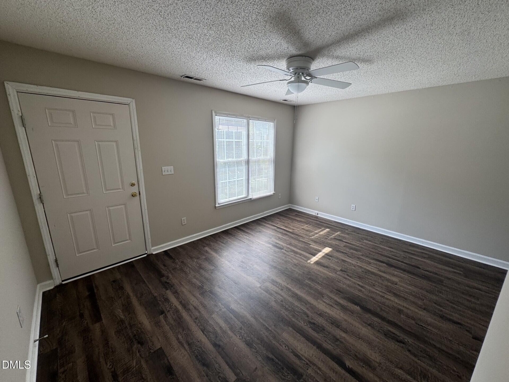 2910 Faversham Place - Photo 12