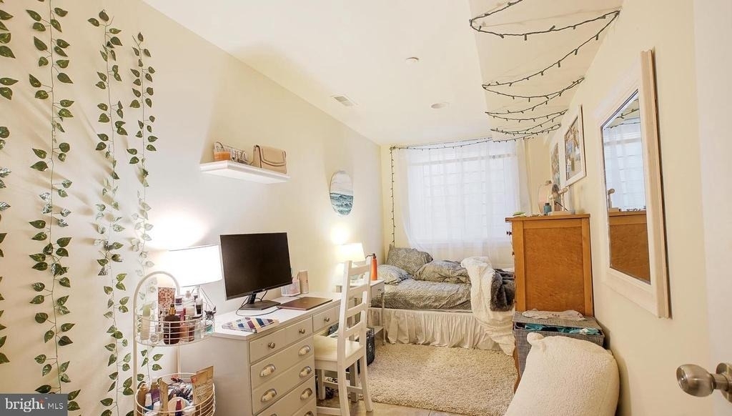 1837 N Willington Street - Photo 12