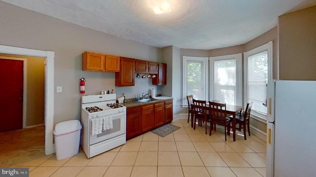4326 Manayunk Avenue - Photo 1