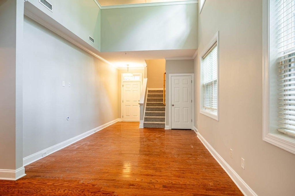 6301 Grove Estates Terrace - Photo 10