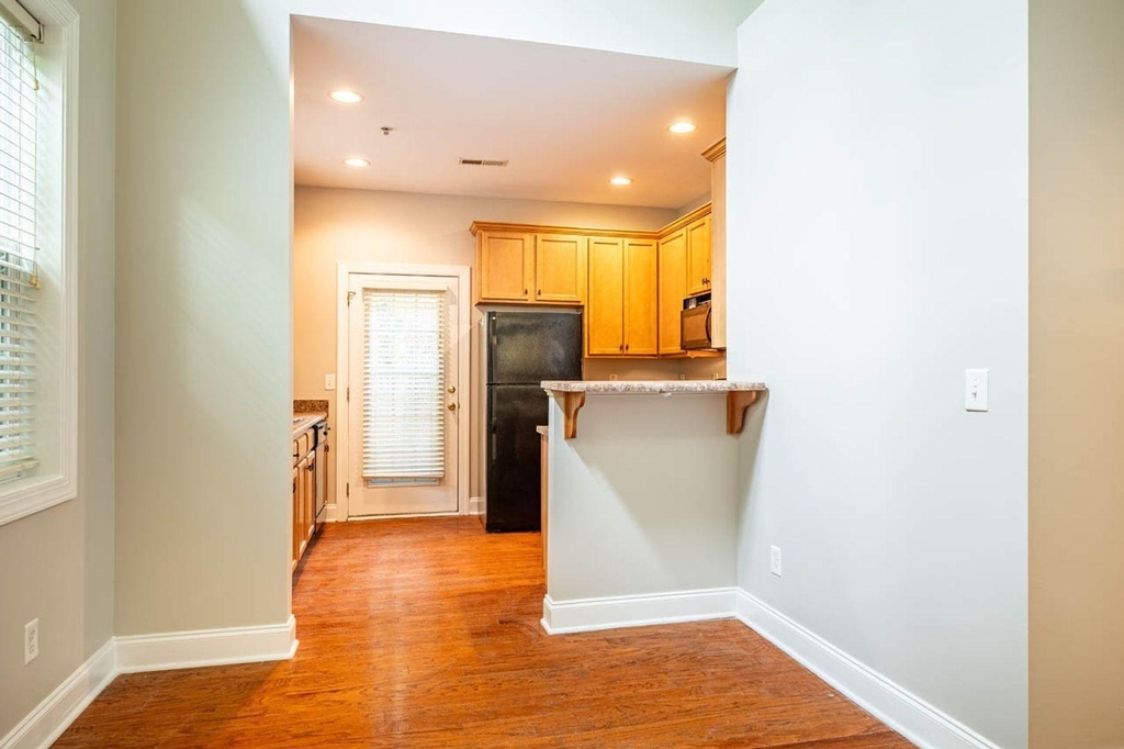 6301 Grove Estates Terrace - Photo 12