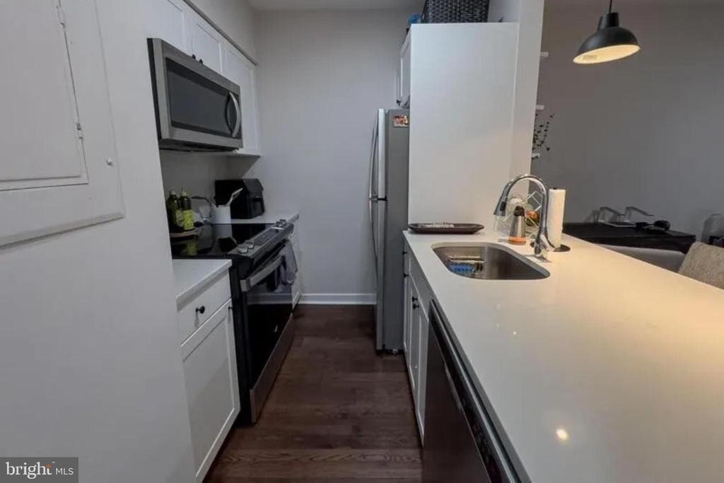 1525 Green Street - Photo 0