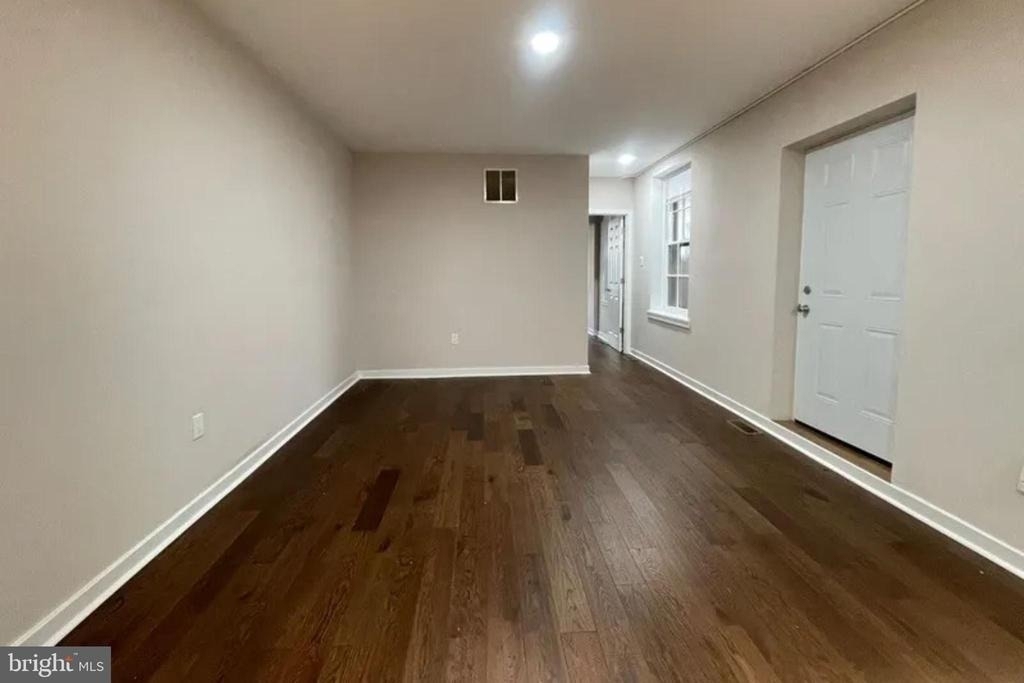 1525 Green Street - Photo 8