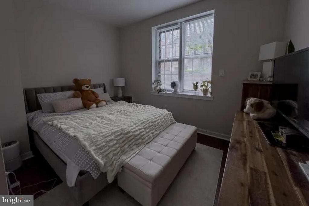 1525 Green Street - Photo 11