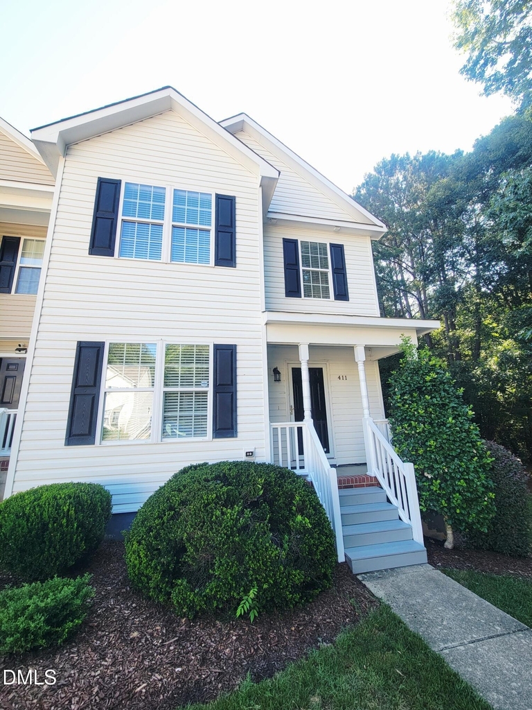 411 Whitehall Court - Photo 51
