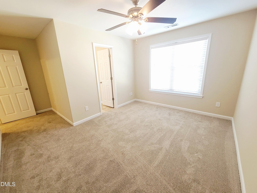 411 Whitehall Court - Photo 25