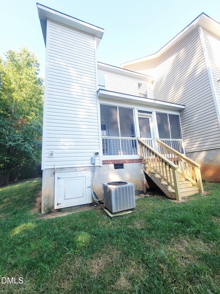 411 Whitehall Court - Photo 48