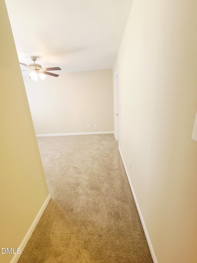 411 Whitehall Court - Photo 23