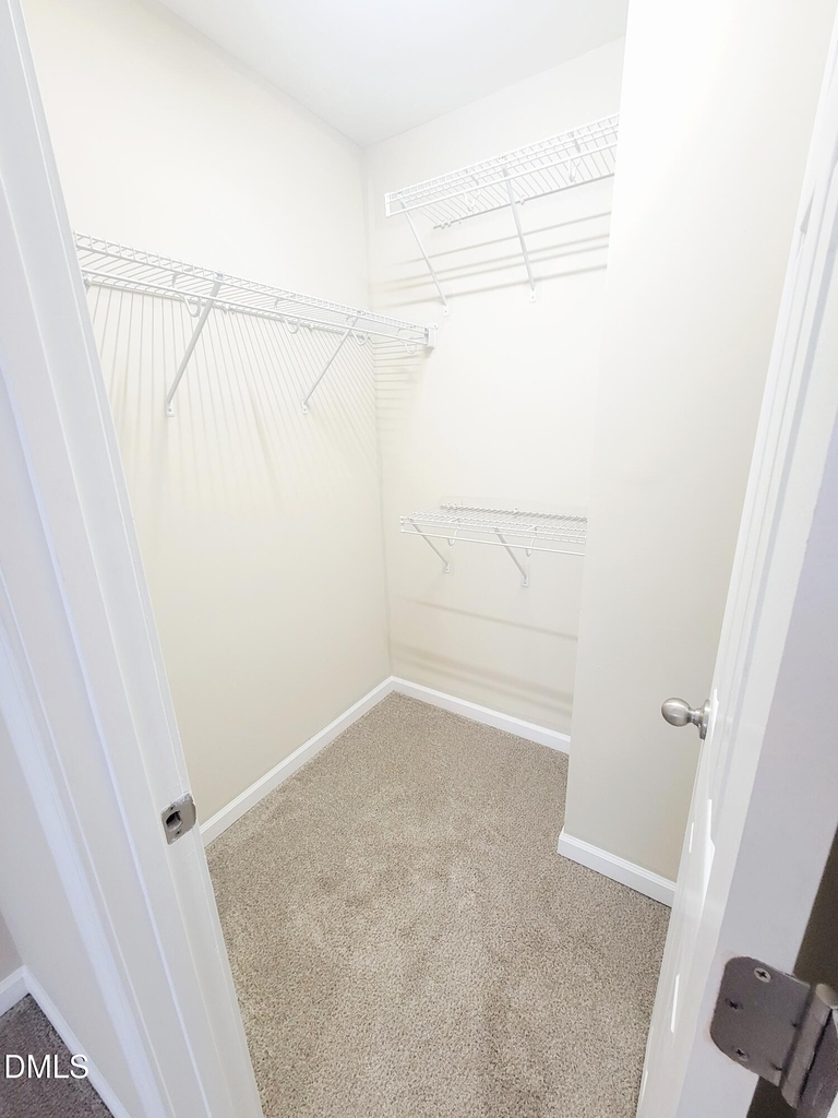 411 Whitehall Court - Photo 28