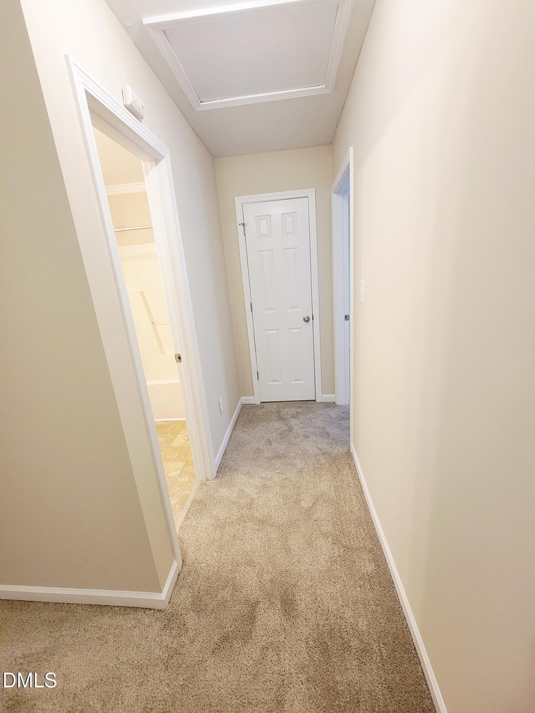 411 Whitehall Court - Photo 37