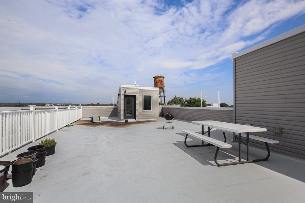 2621 W Jefferson Street - Photo 20
