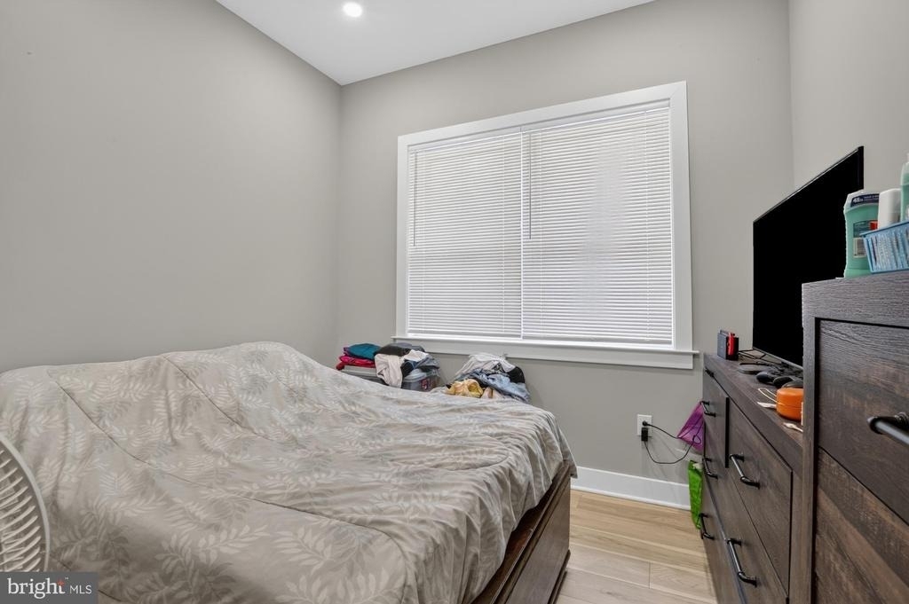 2621 W Jefferson Street - Photo 7