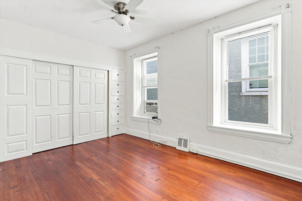 223 Wendover Street - Photo 14