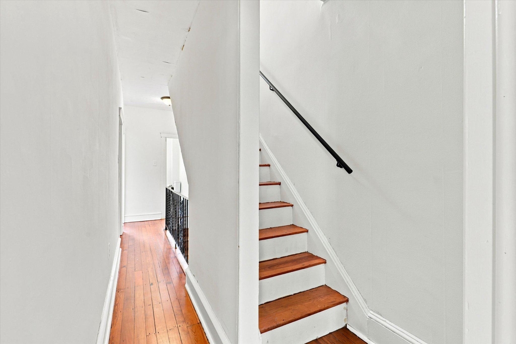 223 Wendover Street - Photo 9
