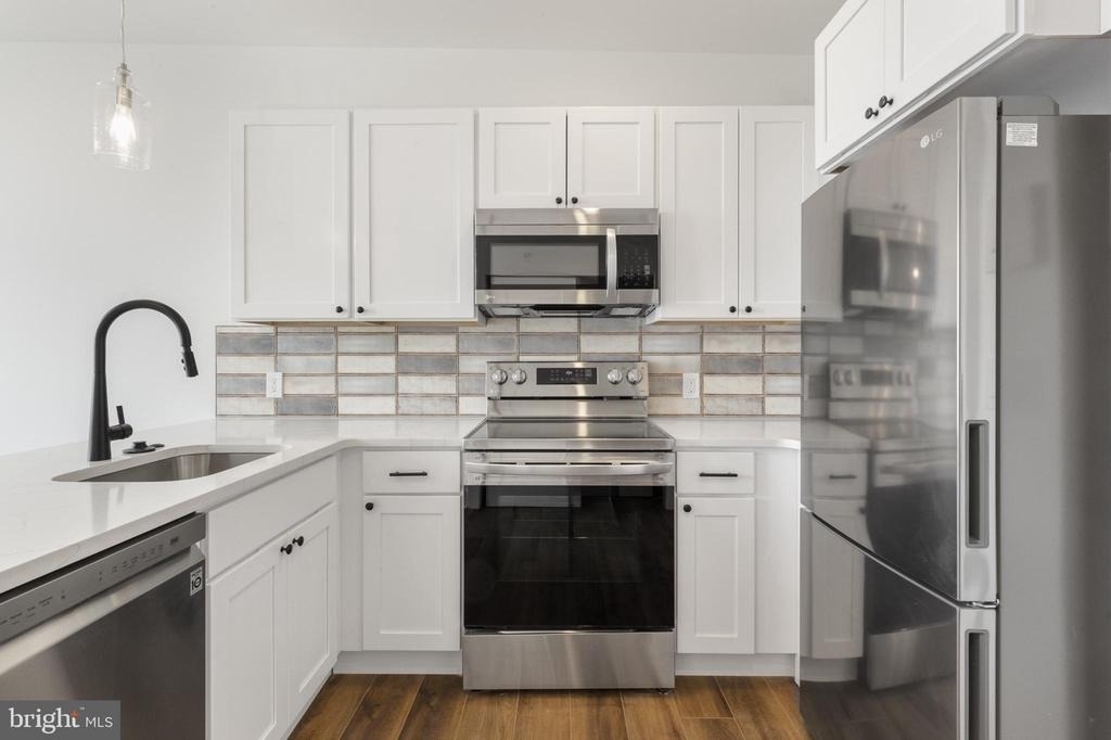 2214 N Front Street - Photo 3