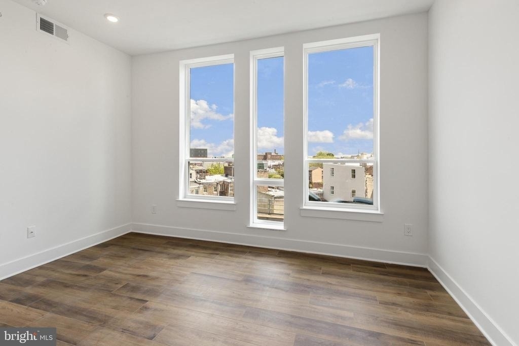 2214 N Front Street - Photo 11