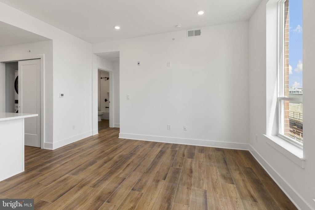 2214 N Front Street - Photo 10