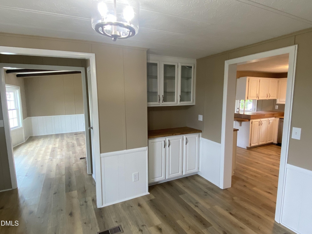 3533 Old Stage Road N - Photo 6