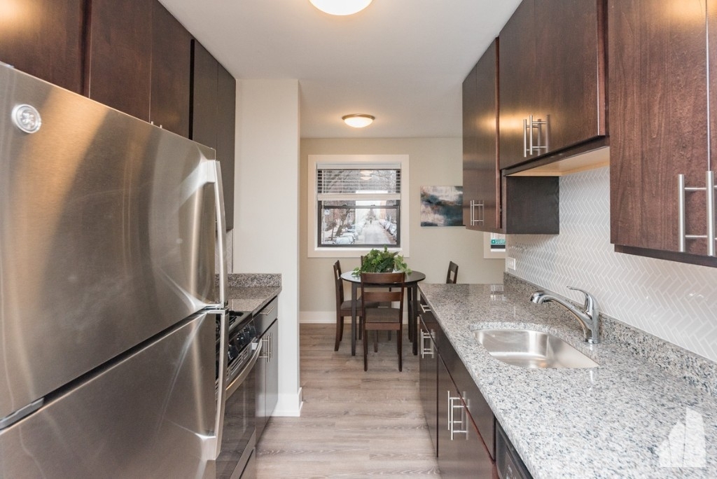530 W Surf - Photo 7
