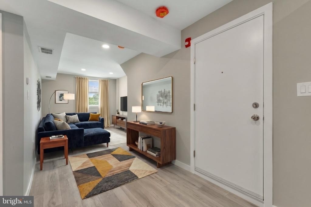 435 W Susquehanna Avenue - Photo 23