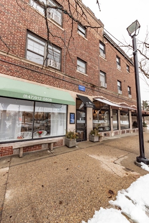 485 Roger Williams Ave - Photo 1
