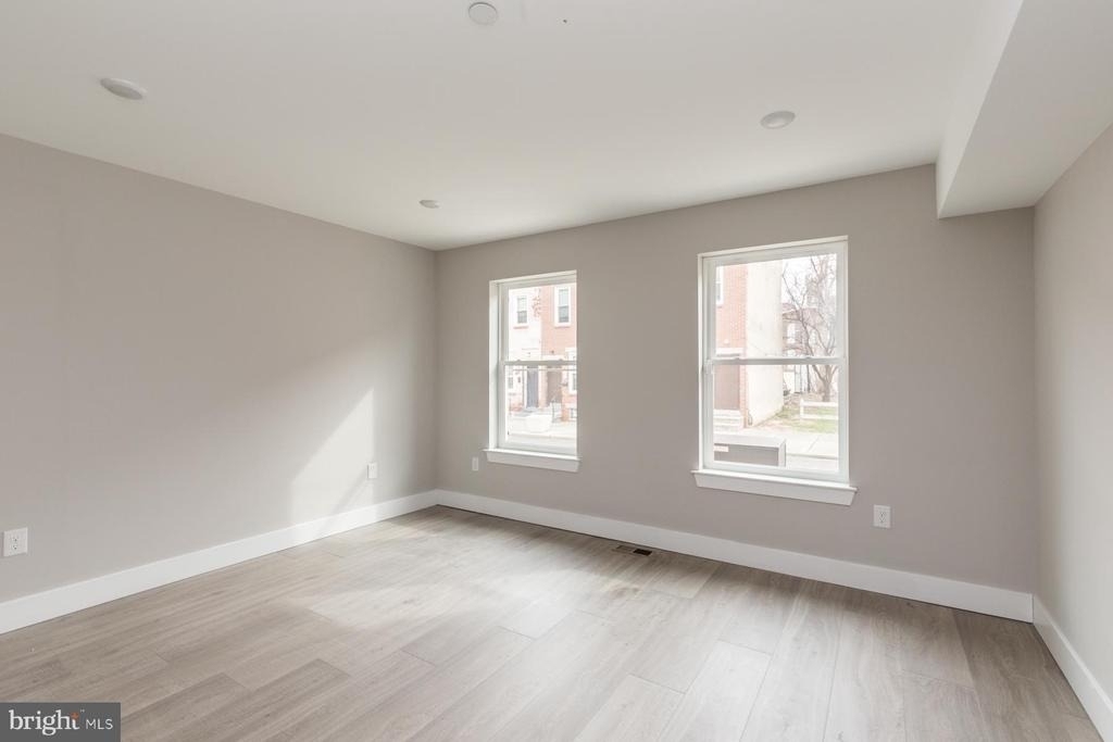 1724 N Marshall Street - Photo 13