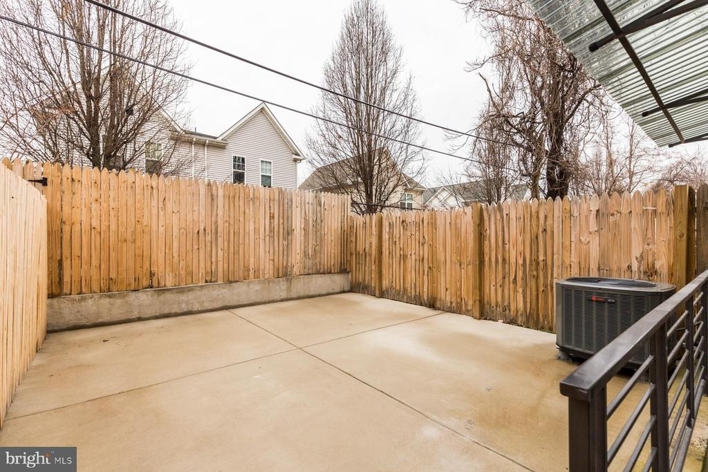 1724 N Marshall Street - Photo 26