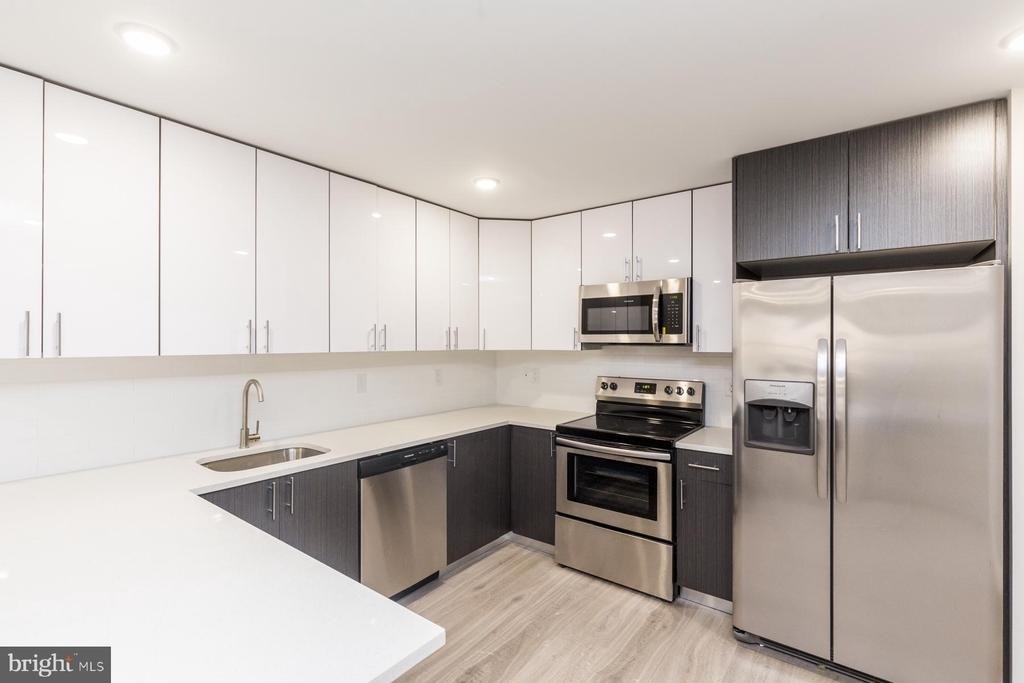 1724 N Marshall Street - Photo 3