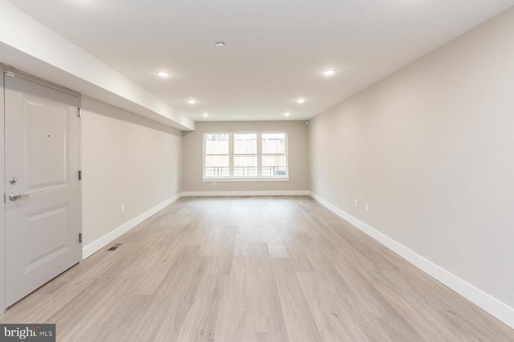 1724 N Marshall Street - Photo 4