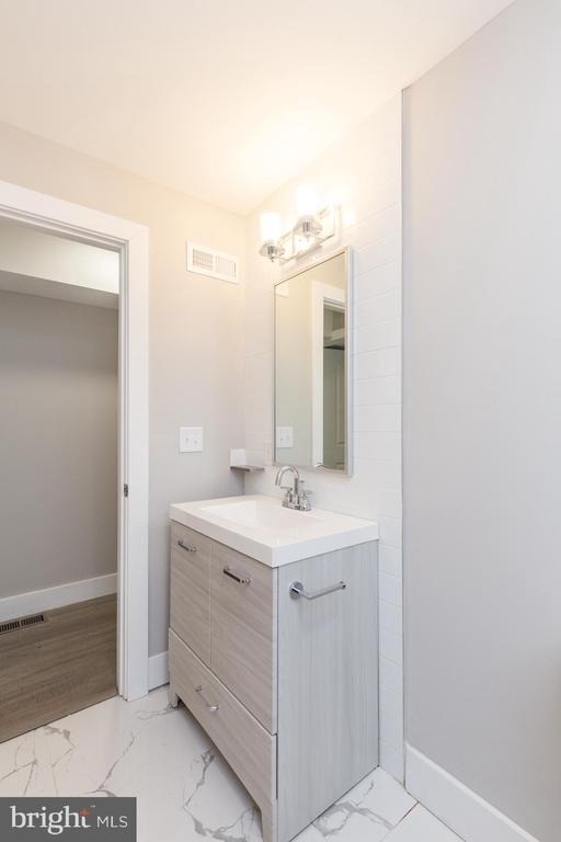 1724 N Marshall Street - Photo 12