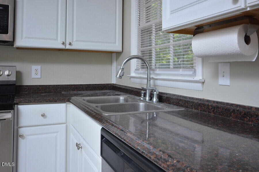 119 Monterey Lane - Photo 10