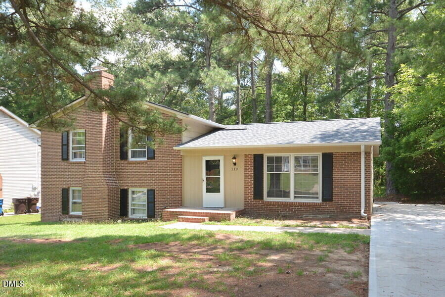 119 Monterey Lane - Photo 0