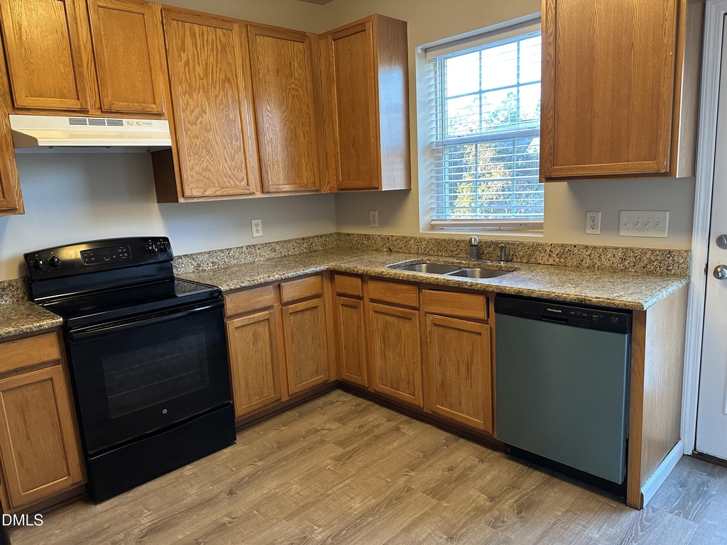 553 Writers Way - Photo 12