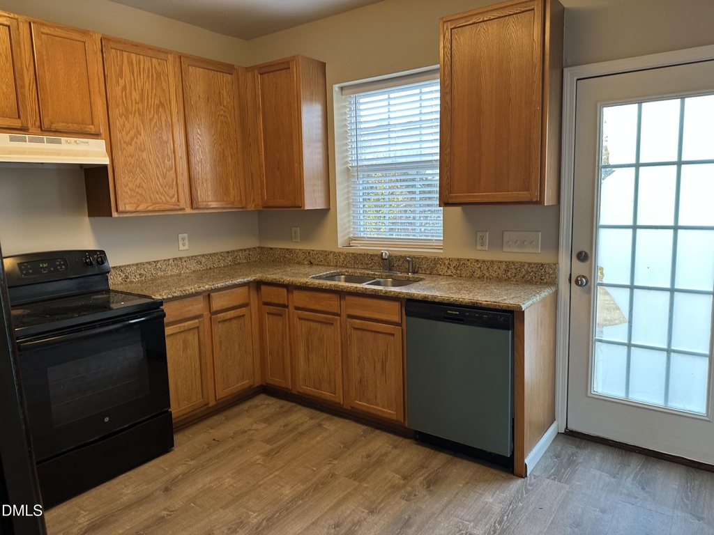 553 Writers Way - Photo 5