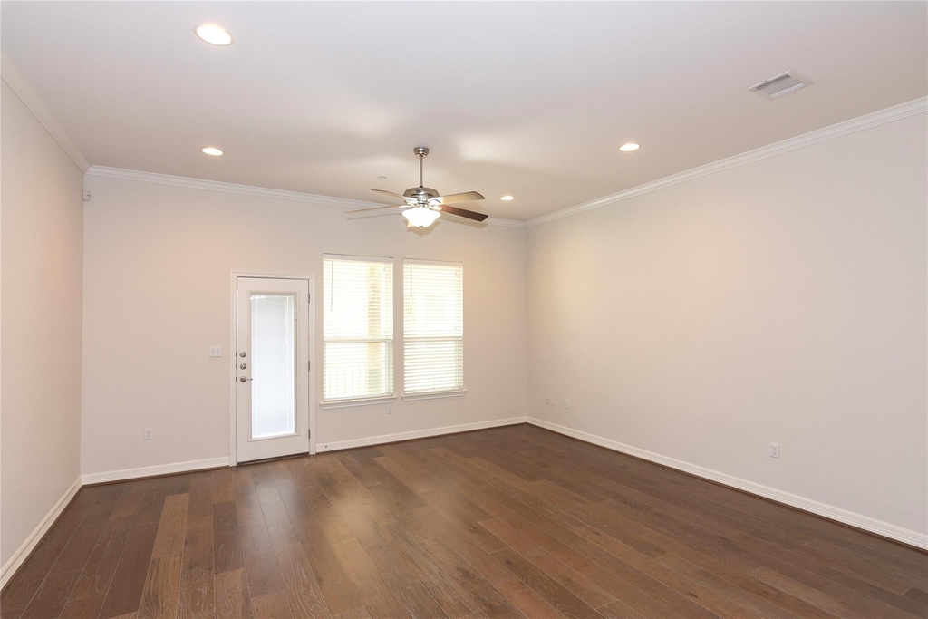 12205 Terraza Cir - Photo 8