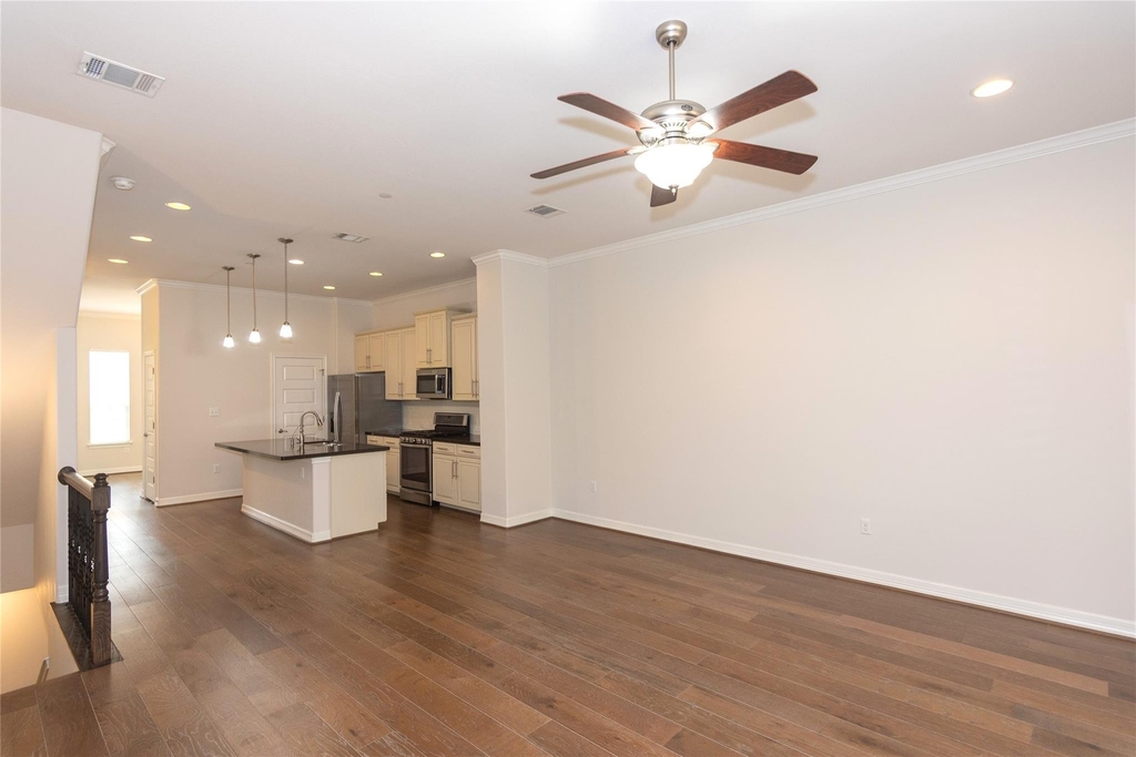 12205 Terraza Cir - Photo 7