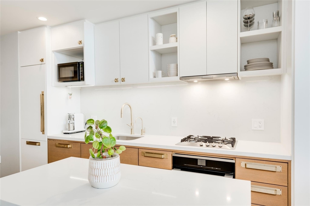 70 Rainey St - Photo 5