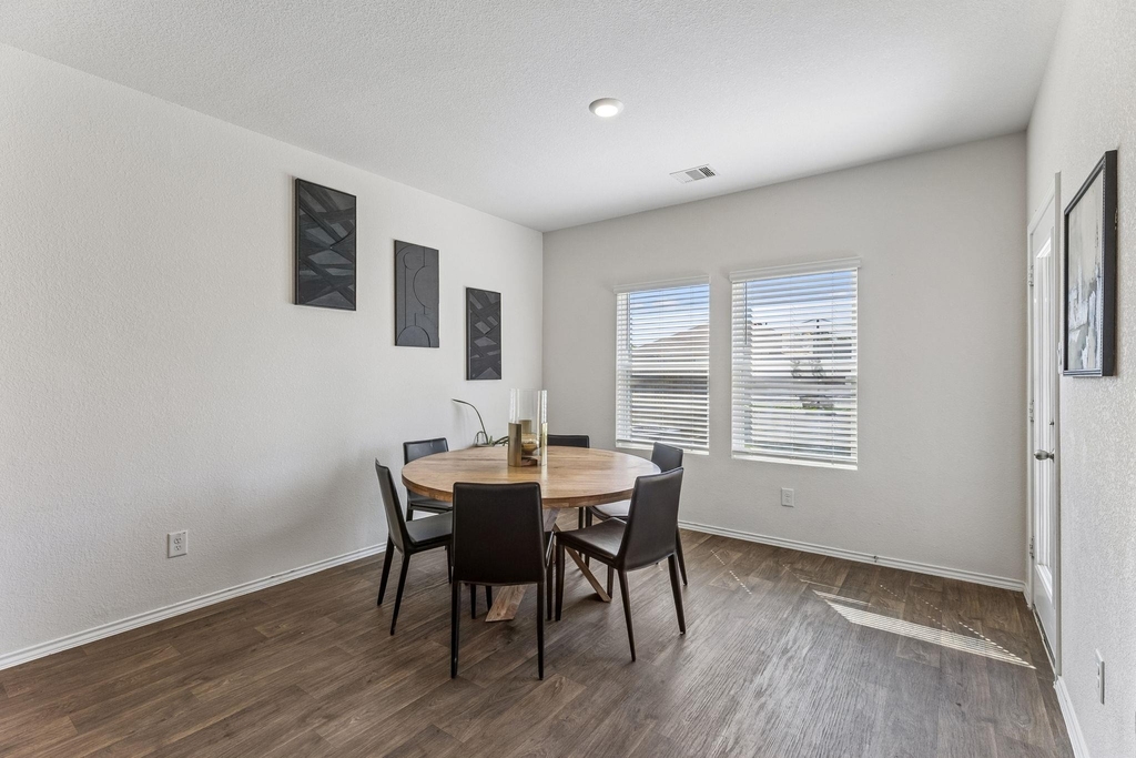 343 Sickle Loop - Photo 13
