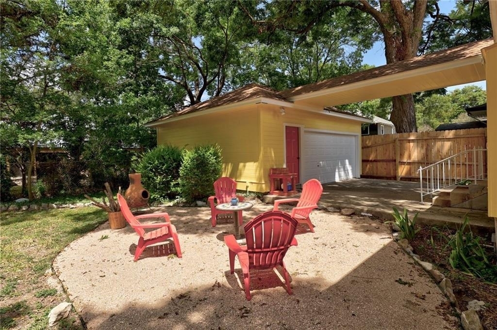 1604 S Main St - Photo 3
