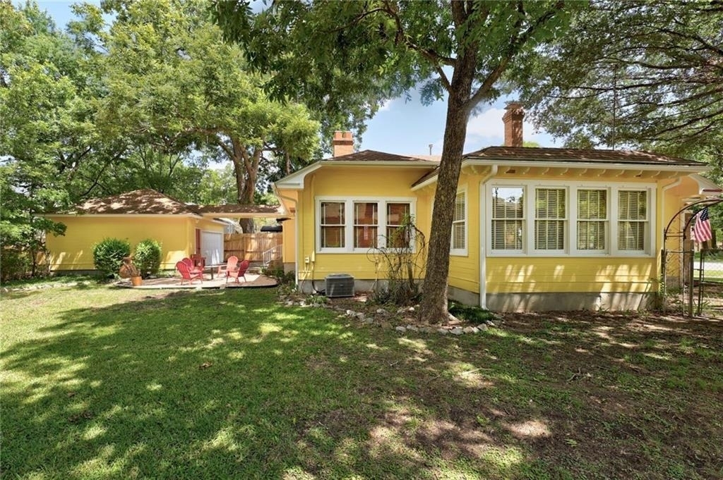 1604 S Main St - Photo 5
