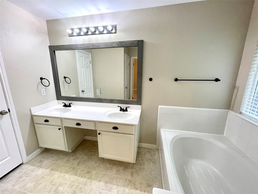 228 Chandler Crossing Trl - Photo 11