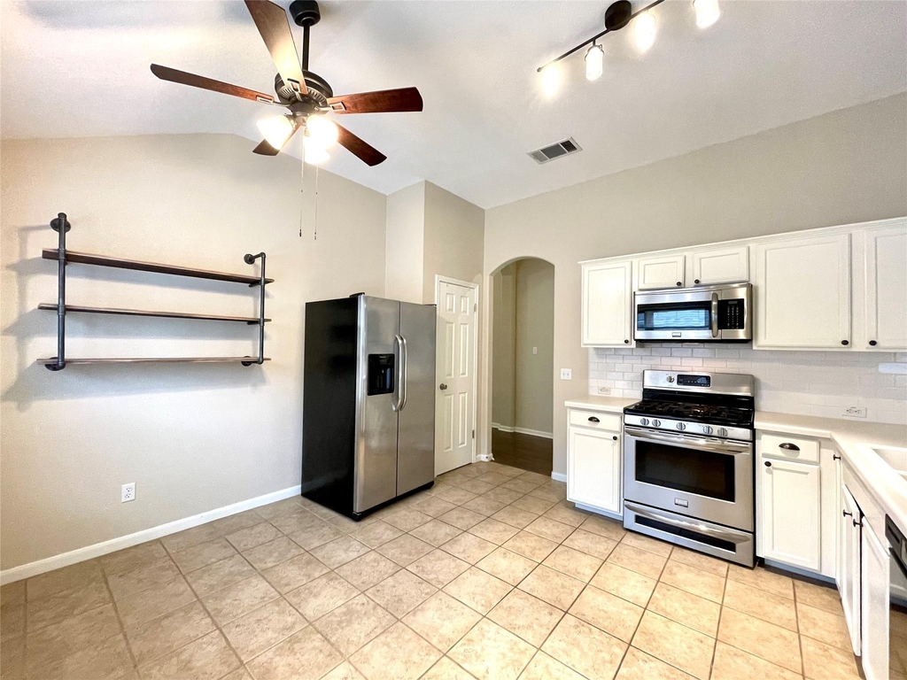 228 Chandler Crossing Trl - Photo 6