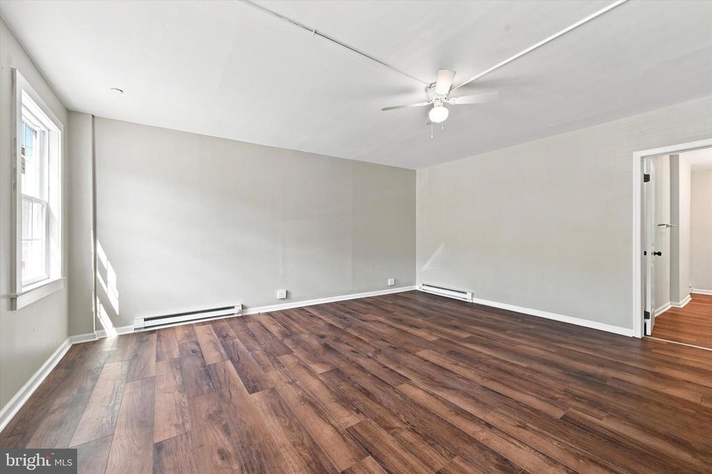 571 Olive Street - Photo 14
