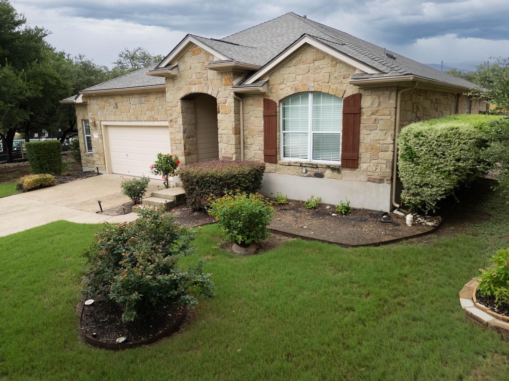 1301 Rimstone Dr - Photo 1