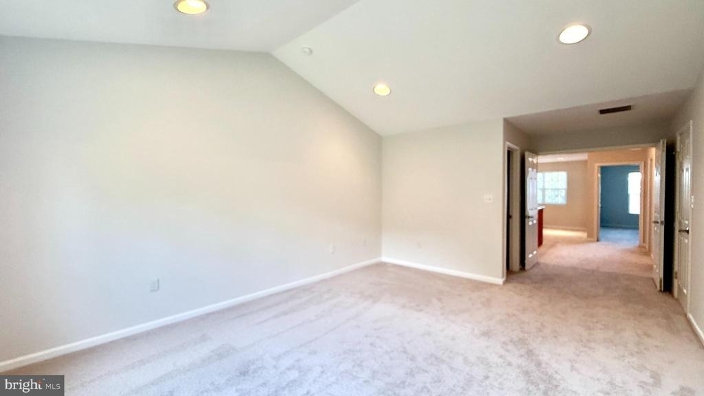 40 Truman Avenue - Photo 24